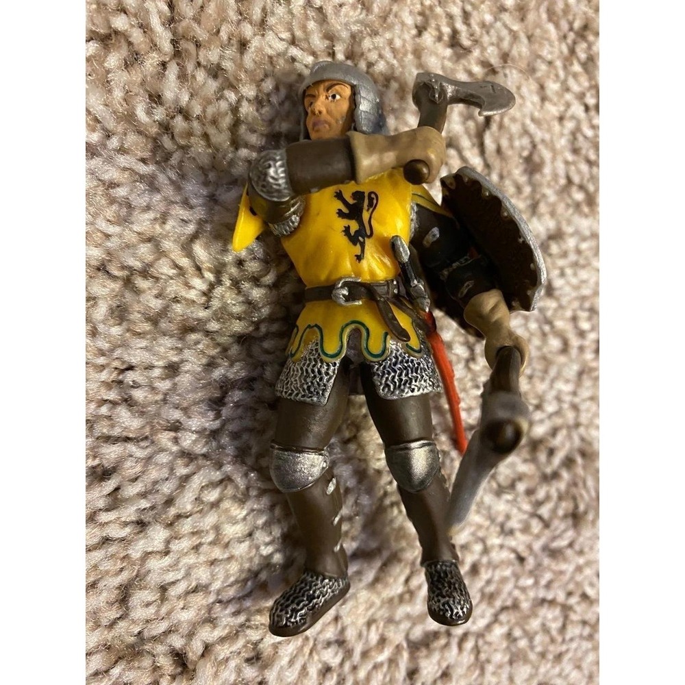 Schleich Germany Soldier Figure With Two Hatchets World Of Knights 70062 SKU30